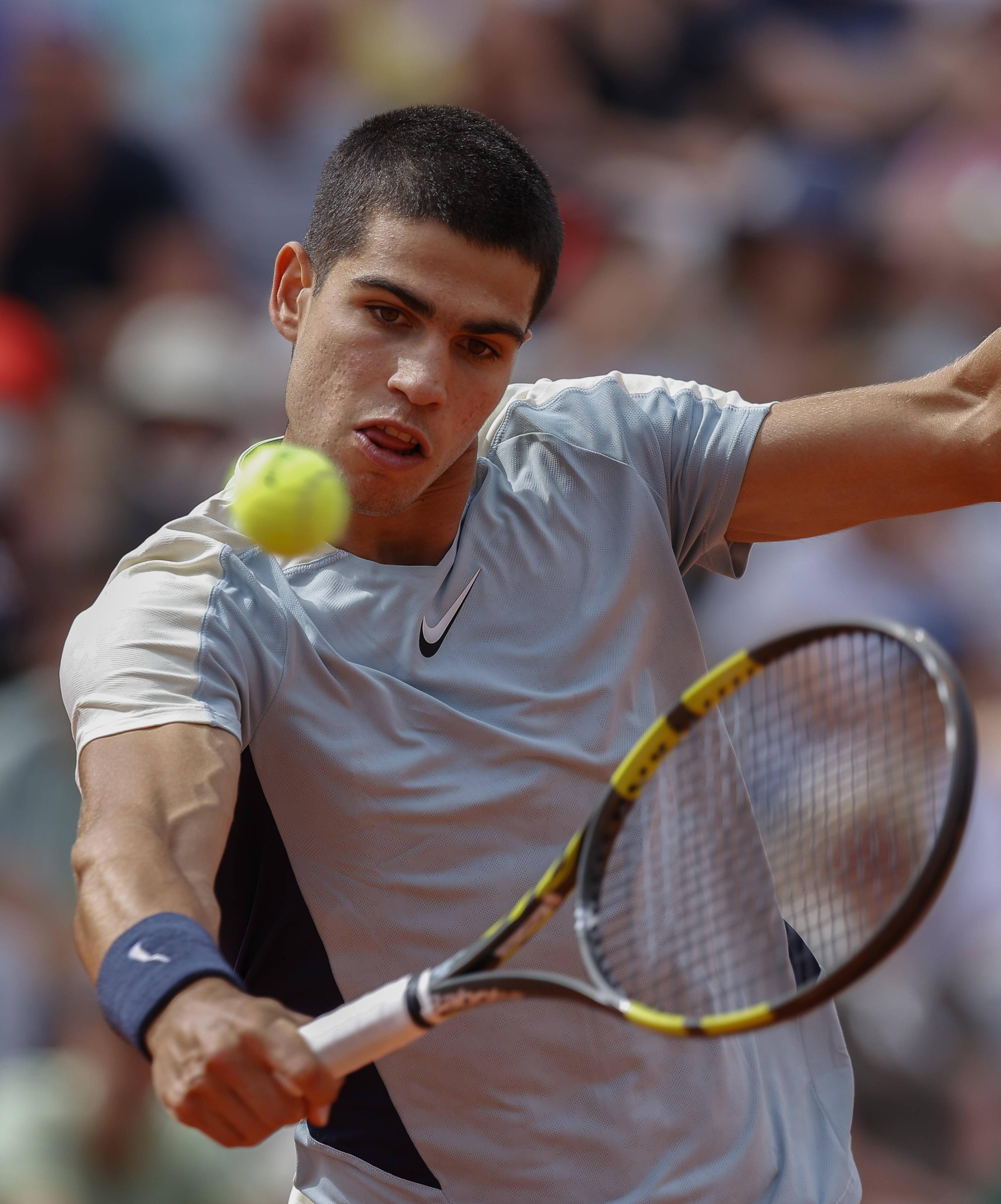 法国网球队险胜德国网球队,阿尔卡拉斯惊艳世界 法国网球队险胜德国网球队,阿尔卡拉斯惊艳世界