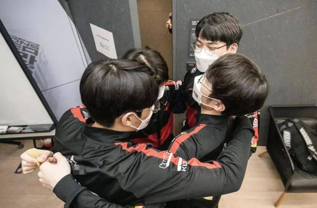 关于EG险胜BLG，Jankos送出助攻的信息