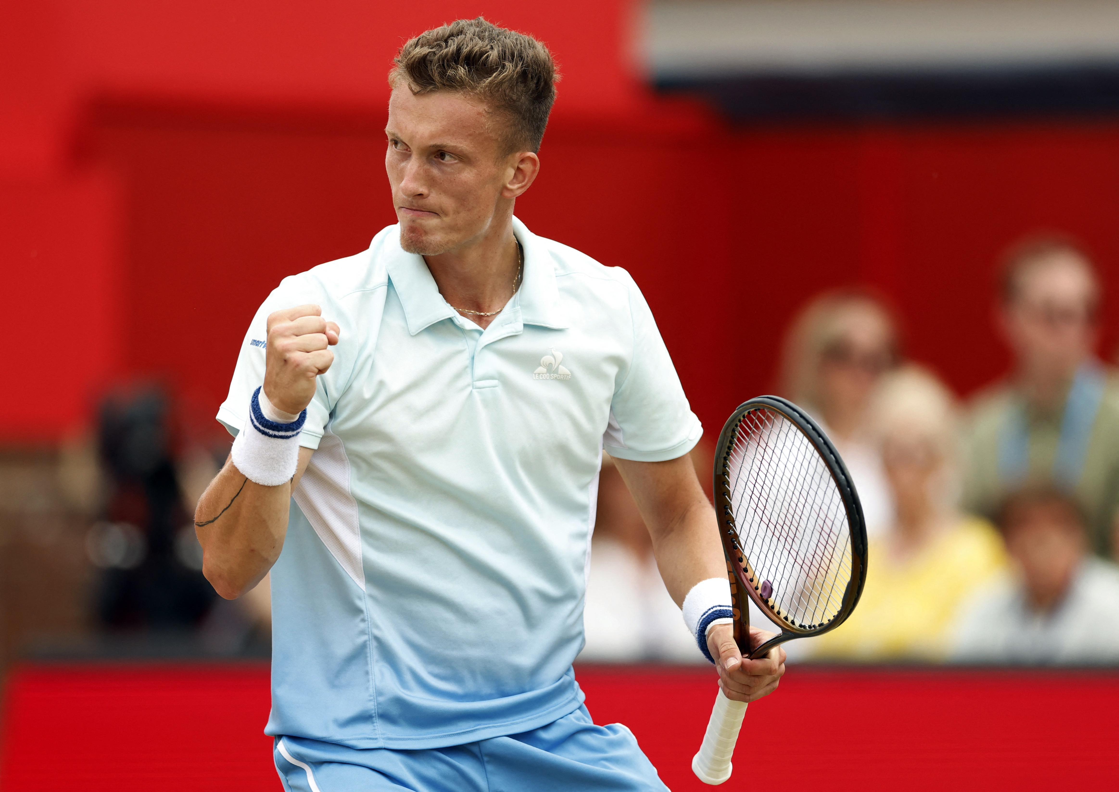 欧洲网球队鏖战意大利网球队，阿尔卡拉斯爆发神勇