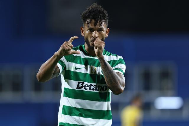 西班牙碾压葡萄牙，苏亚雷斯完成帽子戏法