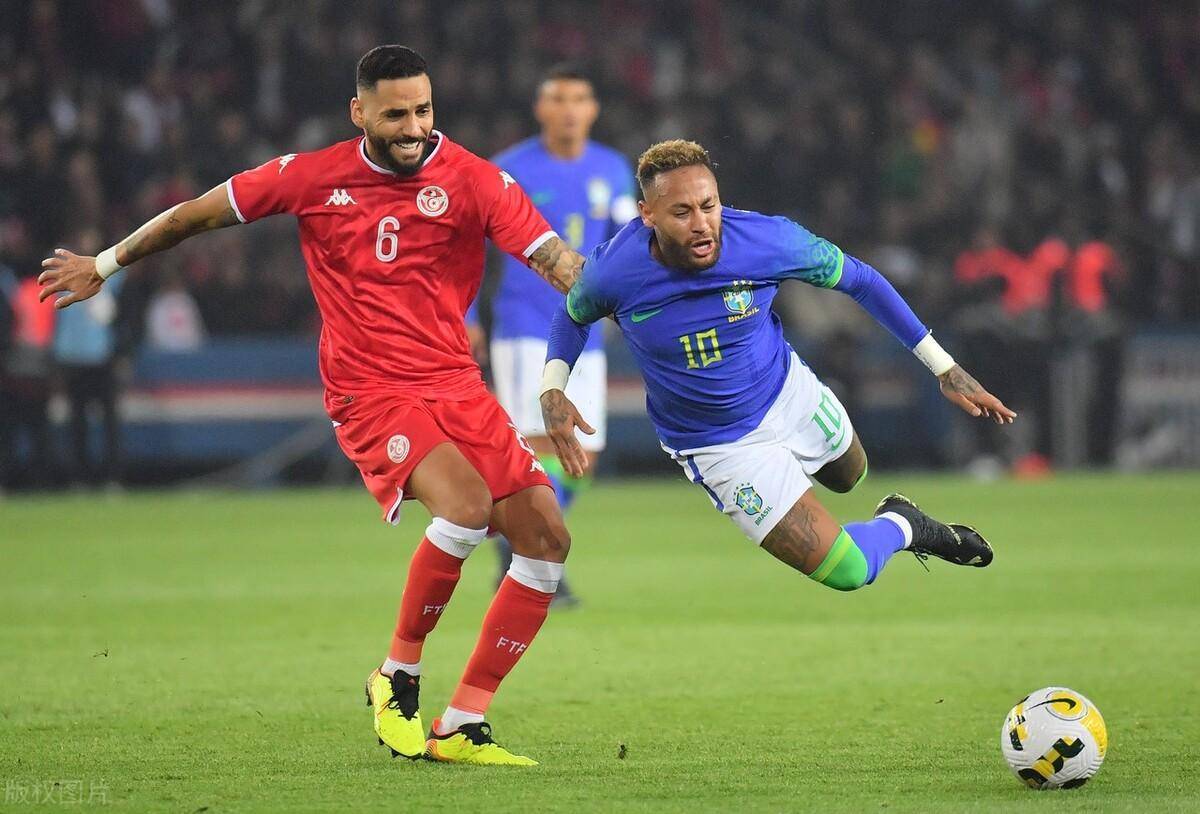 泰国队轻取丹麦队,黄鸭组合统治全场 泰国队轻取丹麦队,黄鸭组合统治全场