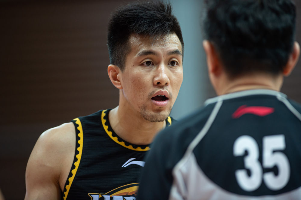 江苏龙狮将挑战辽宁精英，实力对抗引人注目