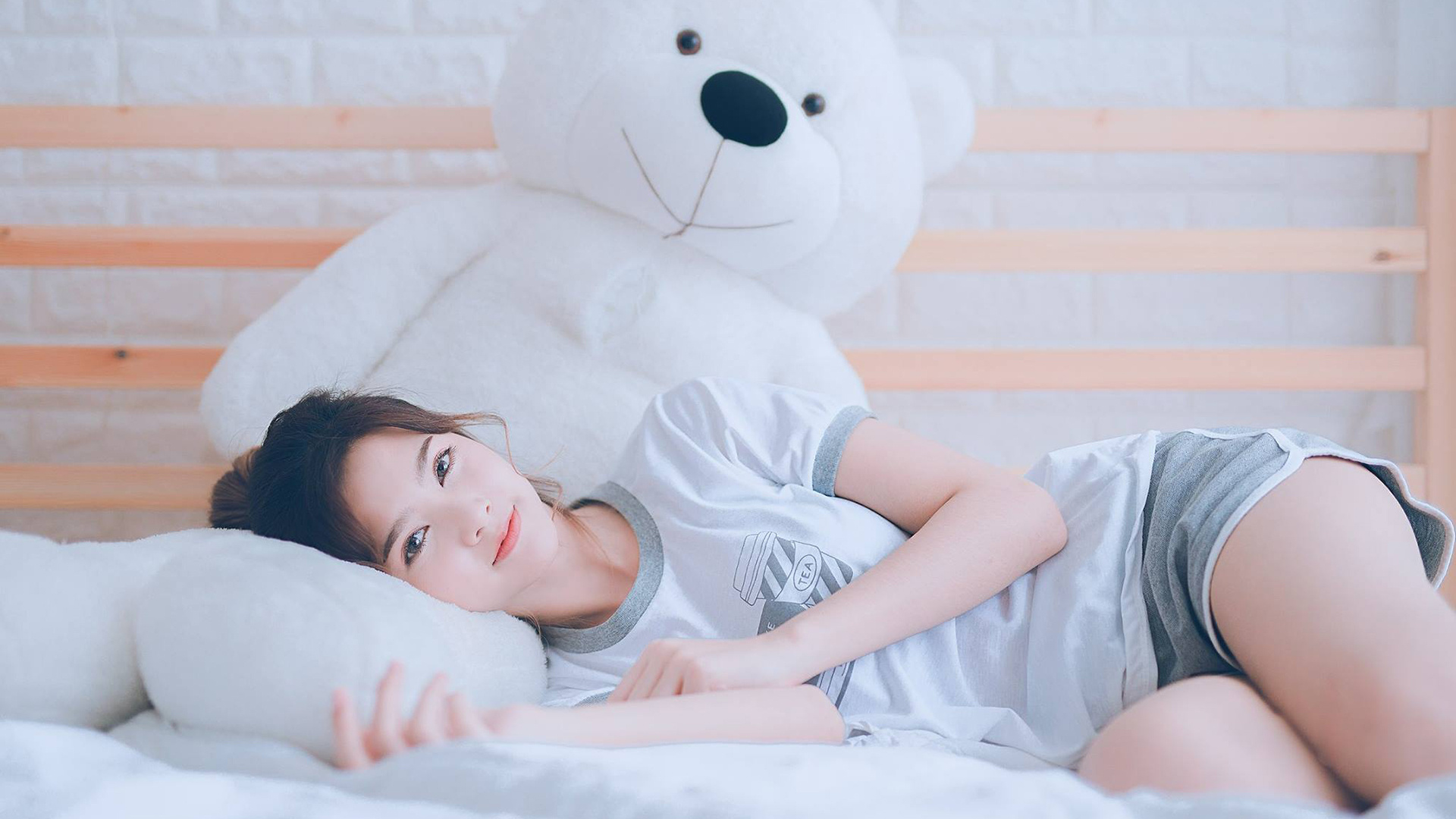 当太阳在东方升起，福克斯撕裂夜空，灼尽华南虎神话