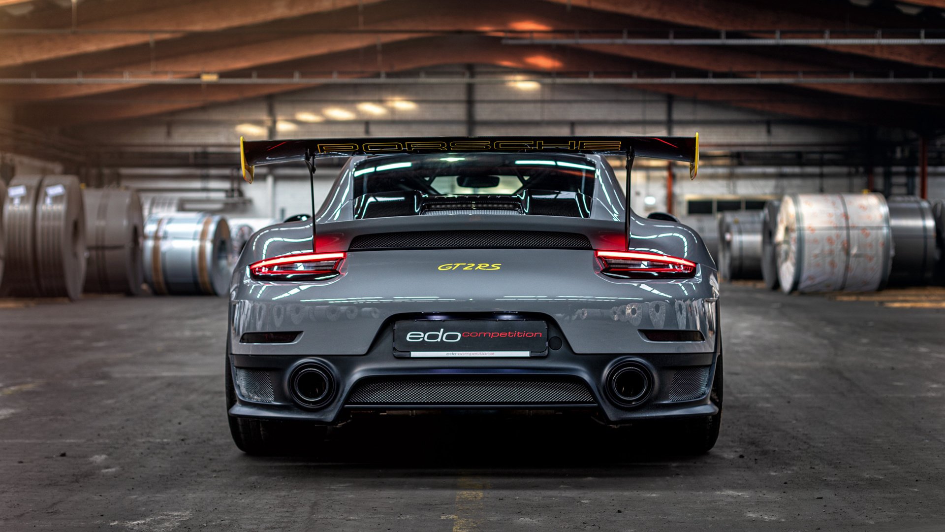 当F1冠军心跳骤停之夜，西亚卡姆正投出篮球圣殿的完美弧线